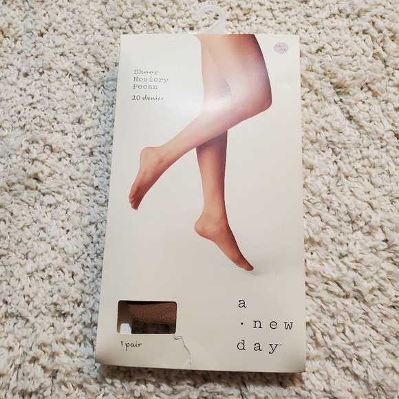 A New Day Sheer Hosiery Pecan 20 Denier 1X/2X